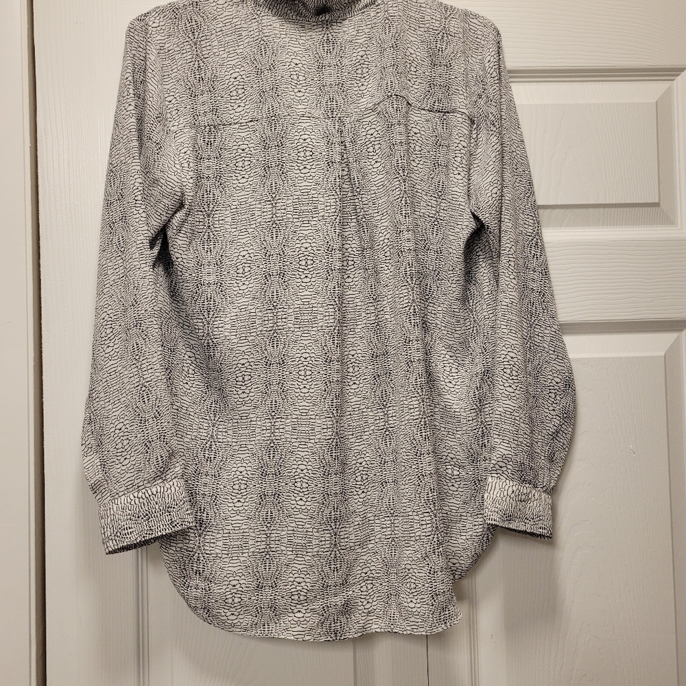 Professional blouse - Picture 3 of 4